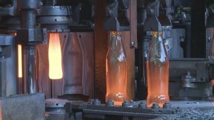 Le secret de la fabrique de bouteilles en verre